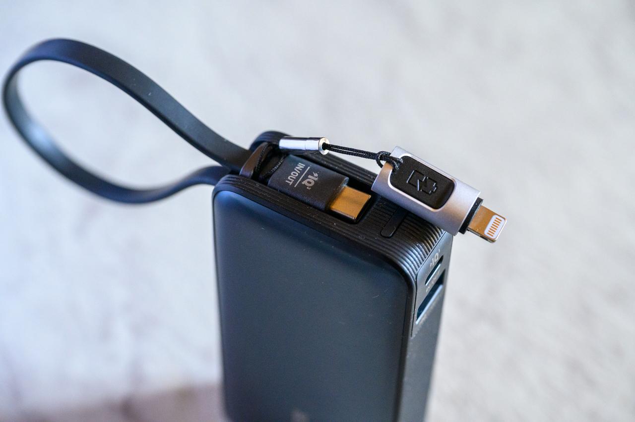 231223USB CLightning 01