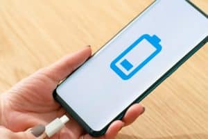 スマホが充電できないiPhoneの対処法!ケーブルやポートの確認 10 スマホが充電できないiPhoneの対処法!ケーブルやポートの確認