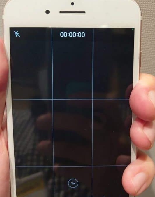 iphone カメラ おかしい時の対処法!正常に戻す簡単ステップ 1 iphone e382abe383a1e383a9 e3818ae3818be38197e38184e69982e381aee5afbee587a6e6b395efbc81e6ada3e5b8b8e381abe688bbe38199e7b0a1e58d98e382b9