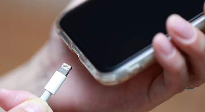 iphone バックアップ 外 付け 直接でデータ管理!簡単接続のコツ 1 iphone e38390e38383e382afe382a2e38383e38397 e5a496 e4bb98e38191 e79bb4e68ea5e381a7e38387e383bce382bfe7aea1e79086efbc81e7b0a1e58d98e68ea5