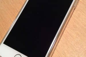 iPhone修理自分で挑戦！コストカットのコツと注意点
