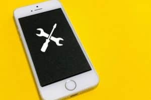 iPhone突然電源が落ちる原因！今すぐできる対処法公開